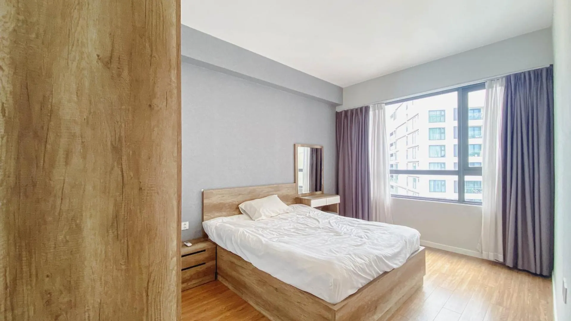 Zeus Living - 3 Bedroom In Masteri An Phu Ho Chi Minh City