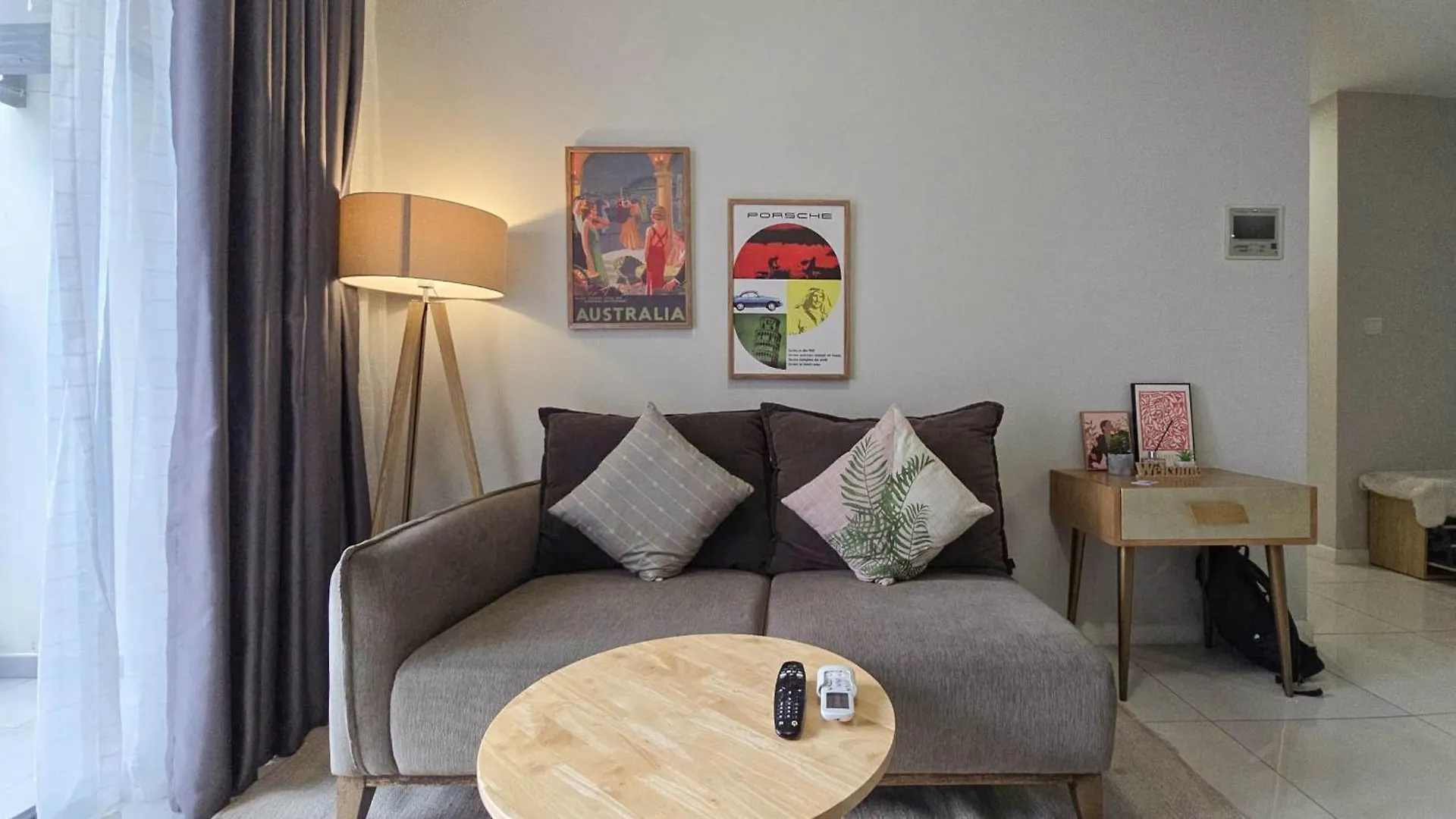 Zeus Living - 3 Bedroom In Masteri An Phu Ho Chi Minh City 0*,  Vietnam